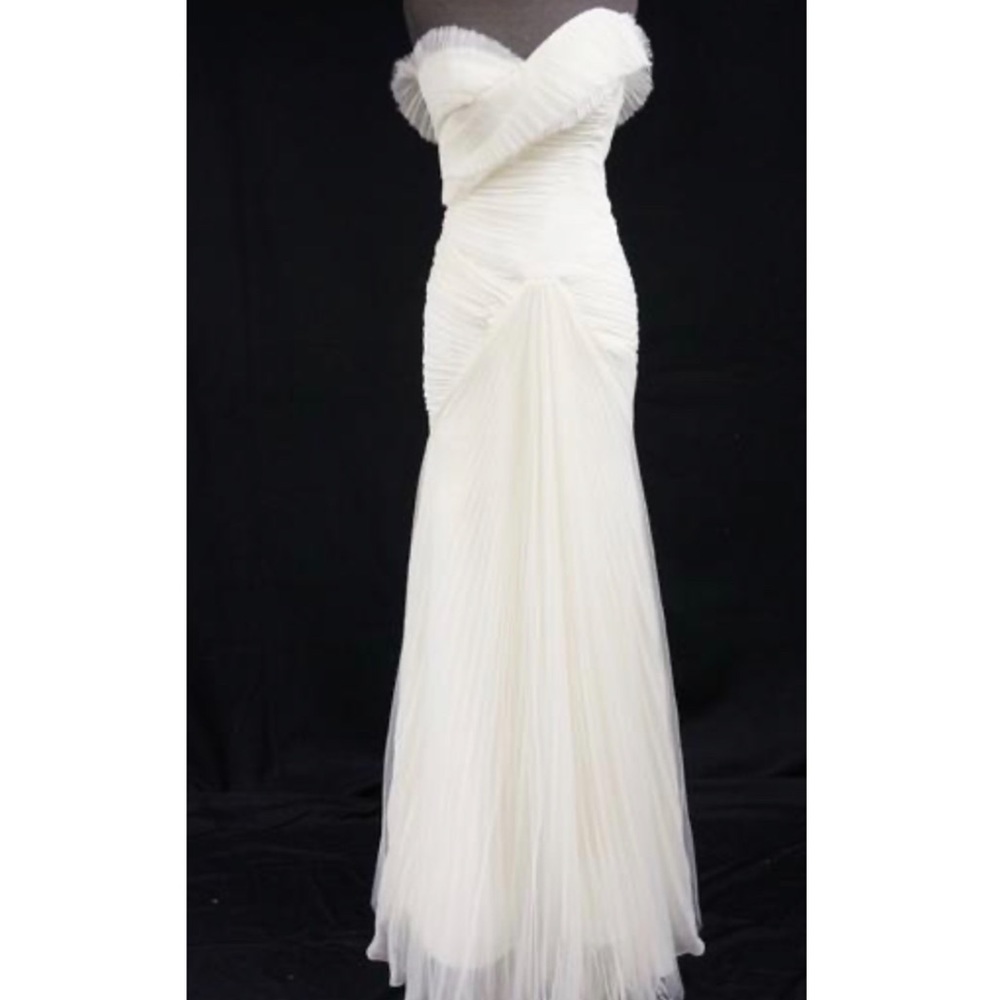 Vera Wang Hayden Wedding Dress